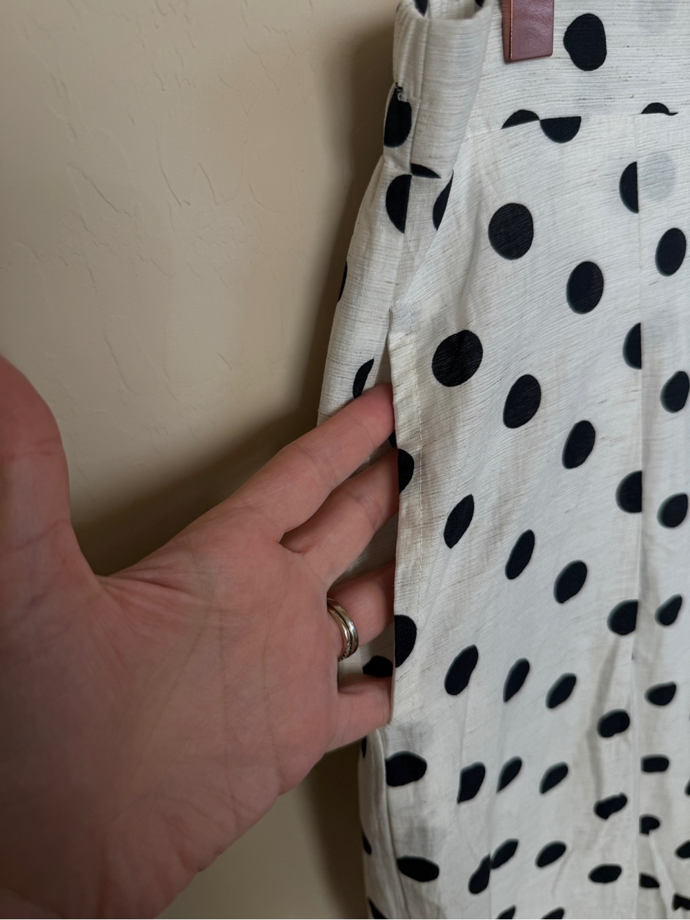 Altar'd State Black & White Polka Dot Wide-Leg Flowy Pants Lightweight M - Picture 7 of 13